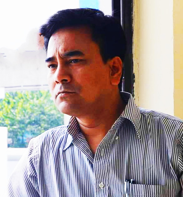 <strong> 'হামবুর্গ রেডিও'র ঘোষণা এবং 'অনিরুদ্ধ' - চন্দন দাস</strong>